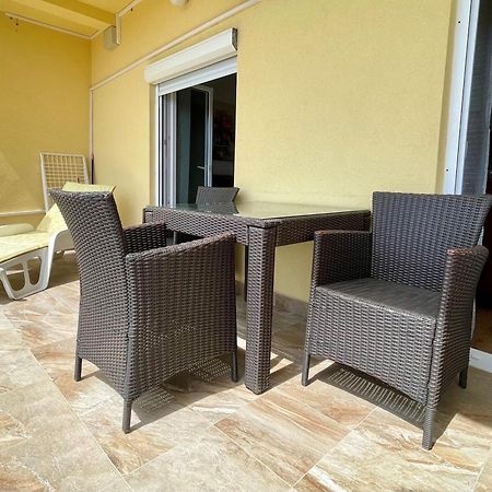Apartments Bosiljka Rab Town Ngoại thất bức ảnh