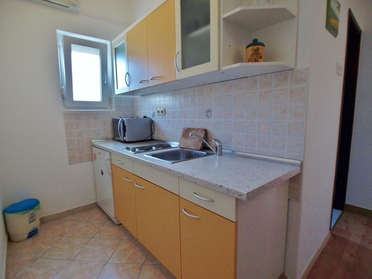 Apartments Bosiljka Rab Town Ngoại thất bức ảnh